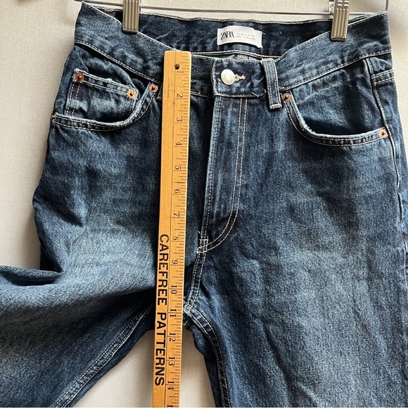 Zara Blue Slim Straight-Leg Jeans with High-Rise Waist Sz 4 - Picture 8 of 9